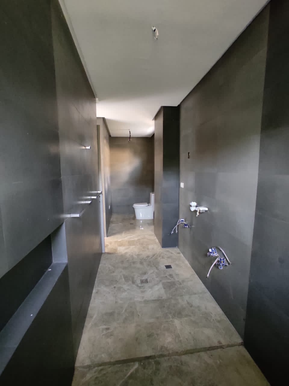 Modern and Spacious Townhouse in Guataparo